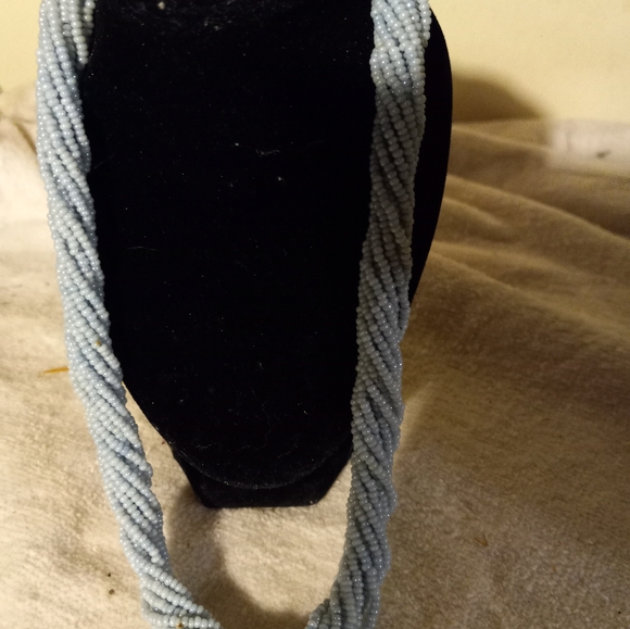 Used,not used seed beads twisted choker length  blue necklace . - Picture 4 of 4